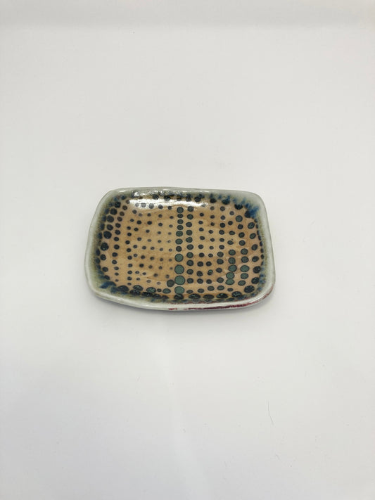 Nora Zamichow - Small plate - Rerangle Brown w/Green Dot