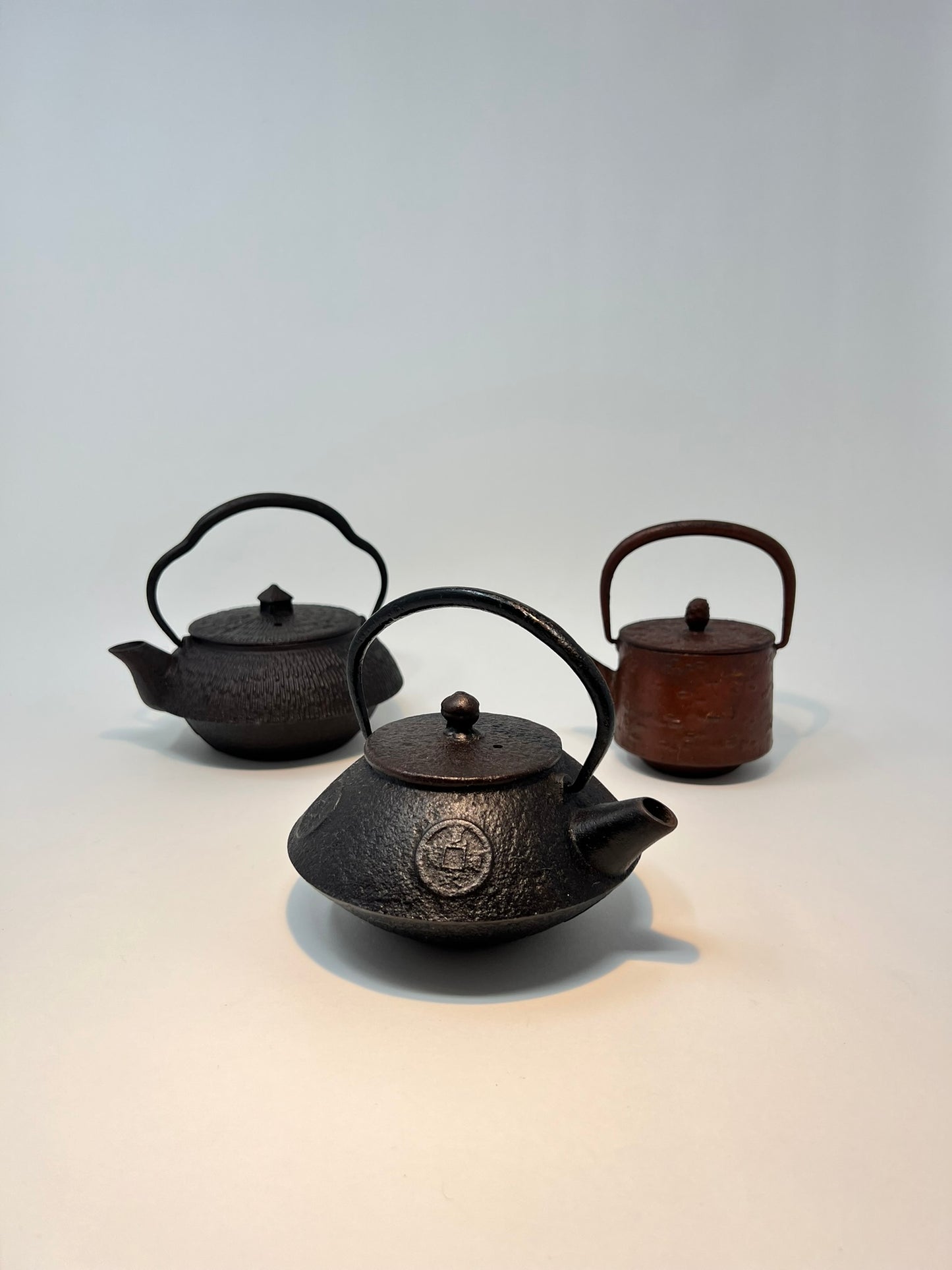 Vintage - Black Flat Teapot