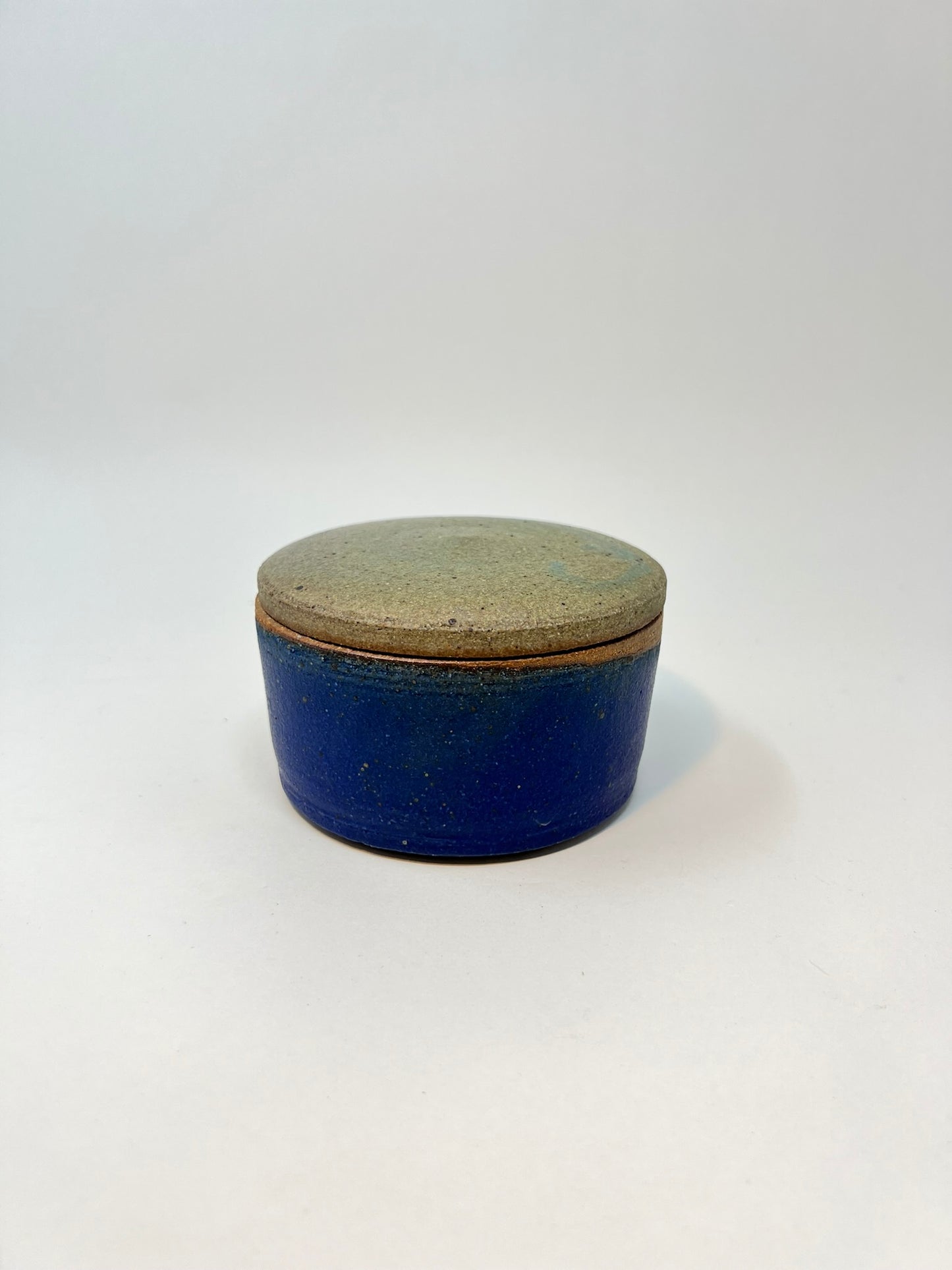 Shoshi Watanabe - Container with Lid